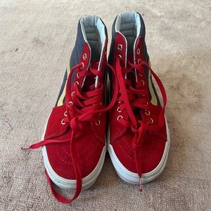 VANS X MARVEL SK8-HI CAPTAIN MARVEL SKATE SHOES size 7–EUC